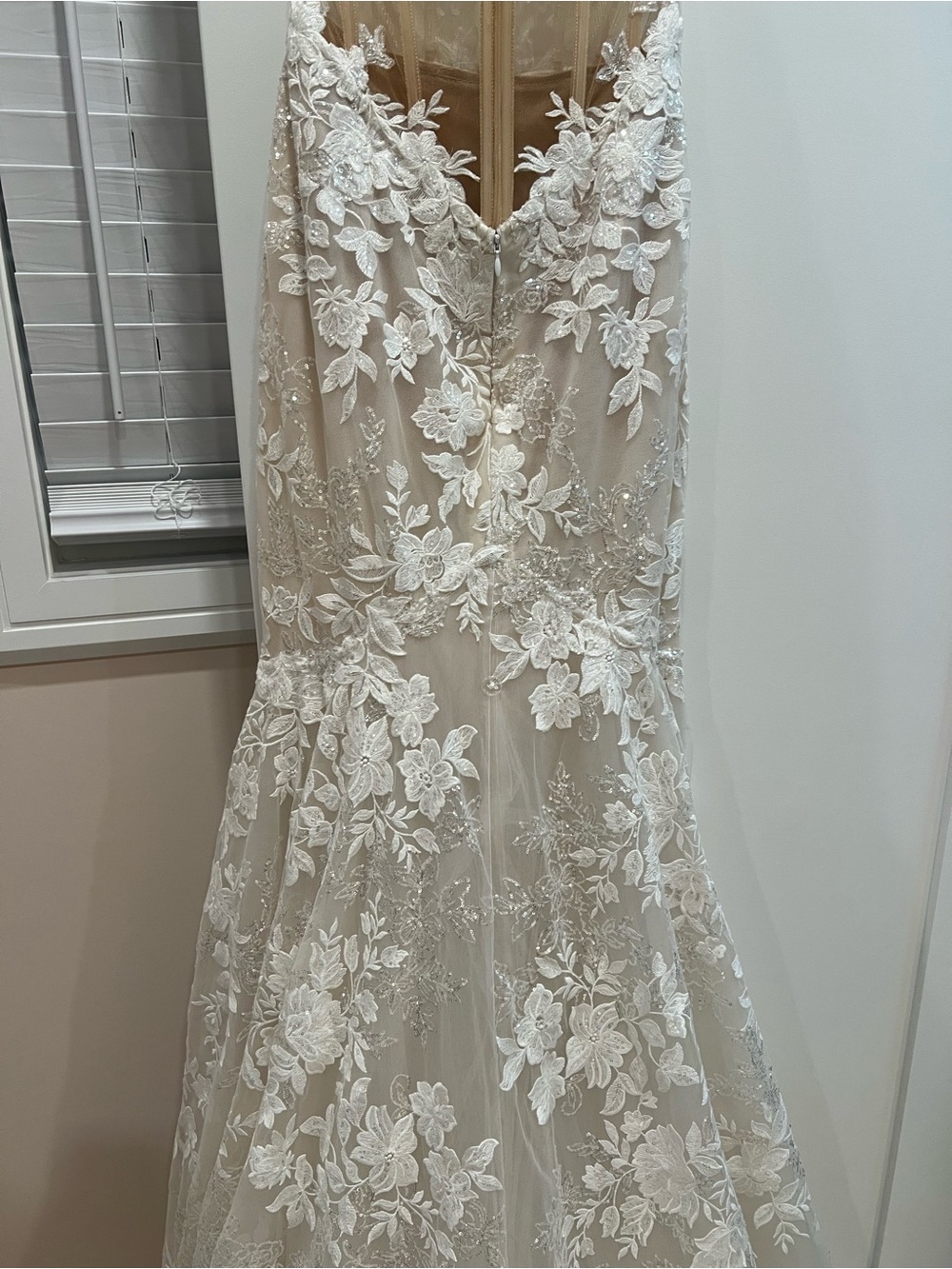 Berta wedding dress with detachable sleeves - Picture 9 of 15